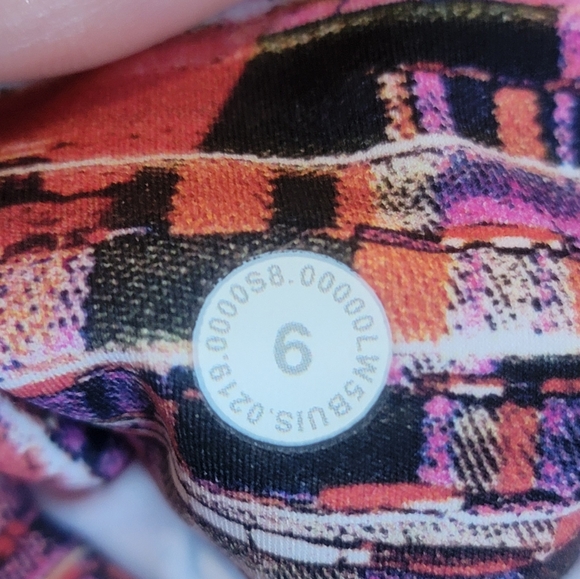 Lululemon Fast and Free II 25 *nulux - Picture 8 of 8